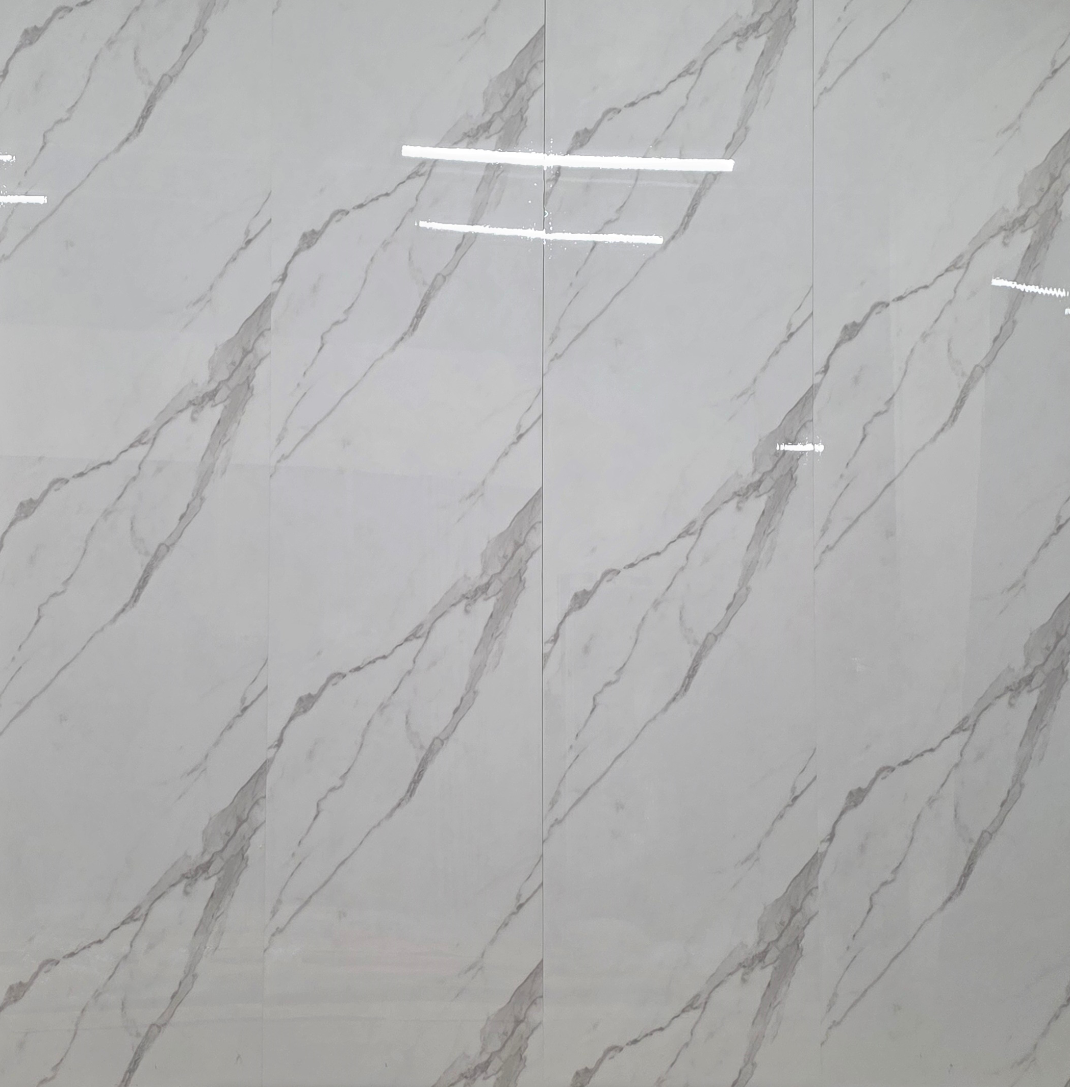 Aqua White Wandpaneel 240cm x 60cm